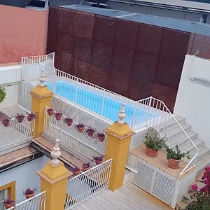 https://las-casas-de-el-arenal.es-andalucia.com